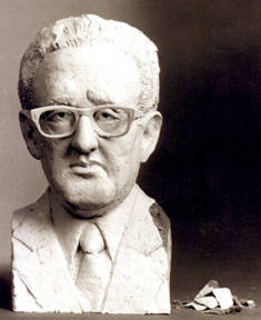 Jim Victor's plaster sculpture portrait of Henry Kissinger