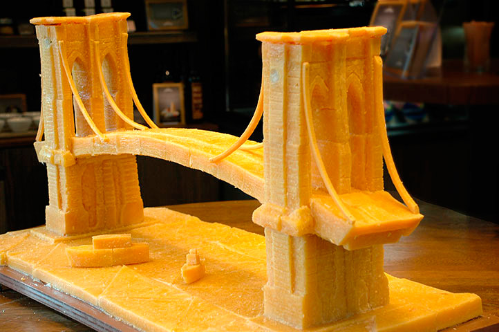 Brooklyn Bridge cheese sculpture
