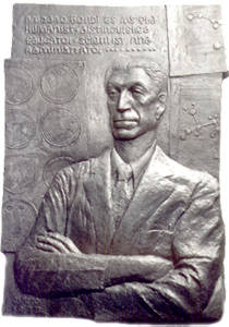 Jim  Victor'ssculpture, a bronze frieze, of Dr. Amedeo Bondi at Hahnemann Medical University